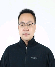執行校長(cháng)：邵亮