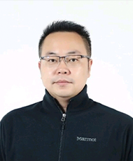 執行校長(cháng)：邵亮